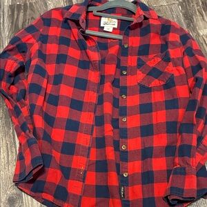 Field & Stream Women's Red and Black Plaid Button Down Shirt